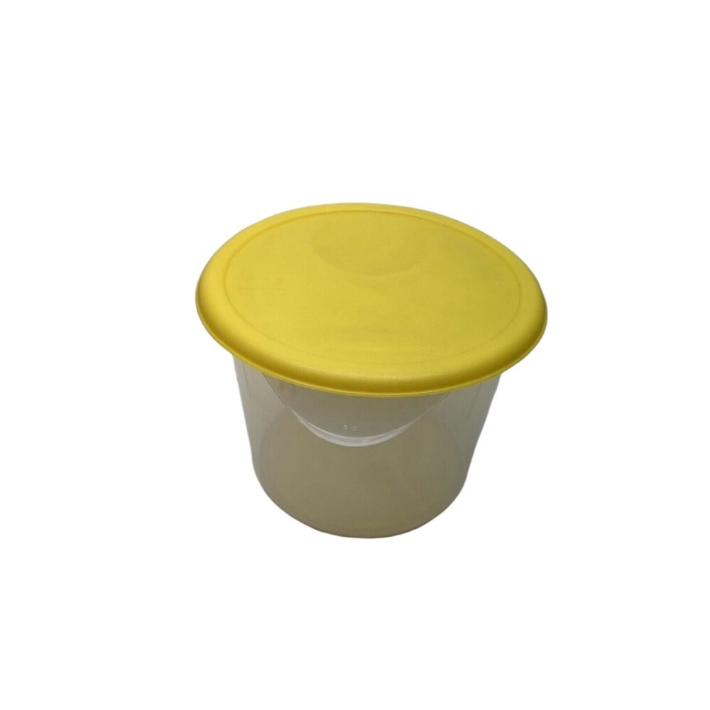 Vintage Rubbermaid 6 QT Servin Saver 5725 W/ Yellow Lid USA Used